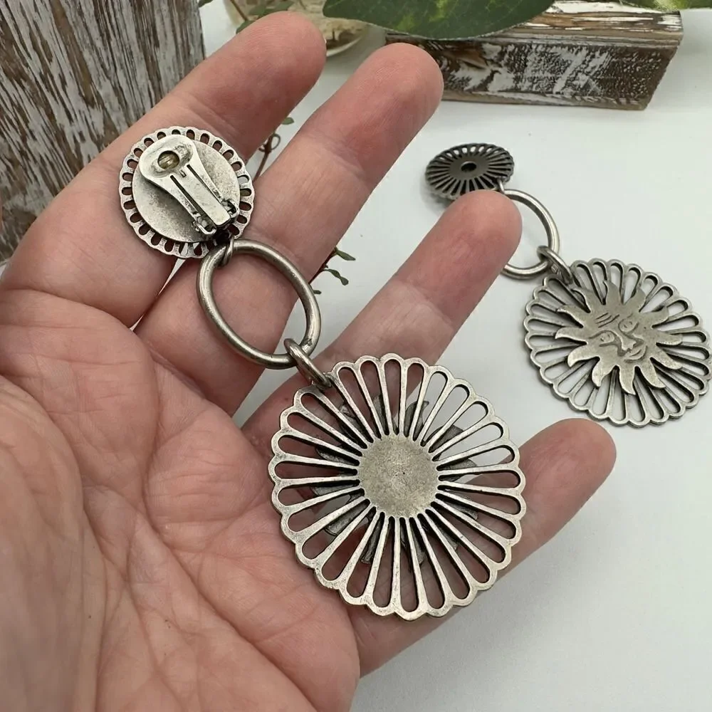 Vintage Large Sun Disc Silver Pewter Style Dangle Clip On Earrings